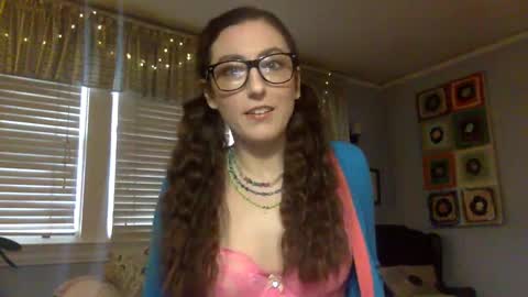 Lola Moonstone online show from 25, 9, 2025