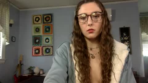 Lola Moonstone online show from 9, 1, 2026