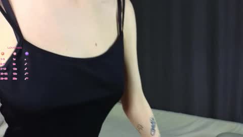 ShizukaShizuSHIZ online show from 30, 10, 2025