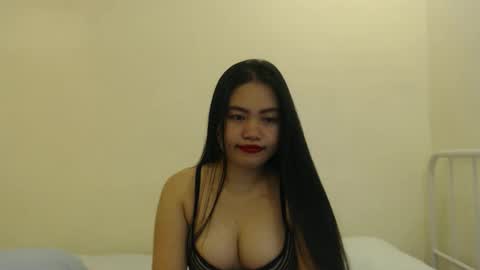 unlick_pussy_untouch_unkiss online show from 28, 11, 2025