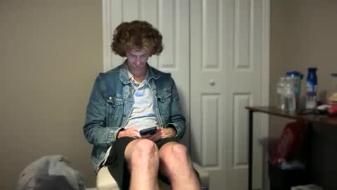 Snapshot of unverifiedbwc chatting on 22, 10, 2025 Stepbro online show from 22, 10, 2025