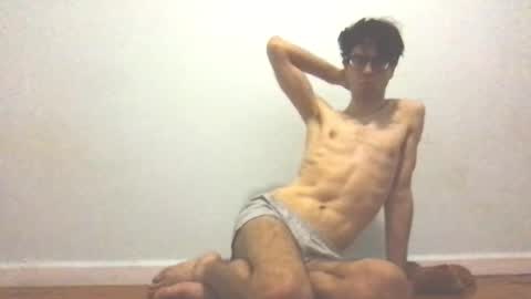 Snapshot of upsetboy chatting on 30, 11, 2025 deaf mute boy online show from 30, 11, 2025