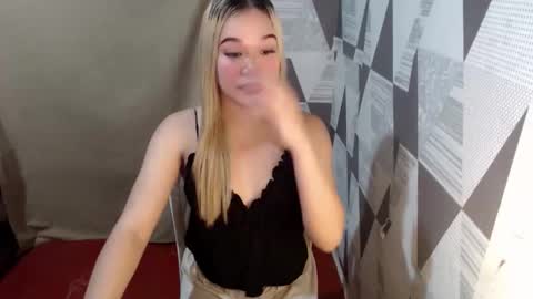 Snapshot of ur_anarosesexdoll chatting on 26, 2, 2026 anarose online show from 26, 2, 2026