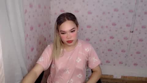 Snapshot of ur_anarosesexdoll chatting on 28, 3, 2026 anarose online show from 28, 3, 2026