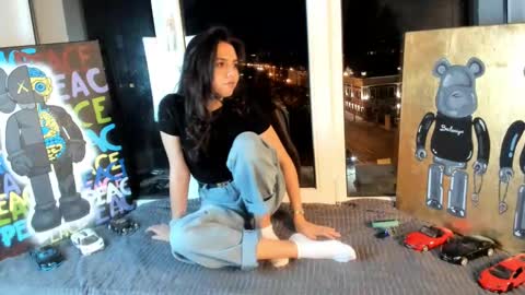 Hello my name is Emilly online show from 27, 9, 2025