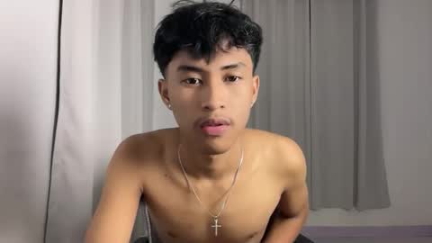 ur_fuckerbttm online show from 13, 11, 2025