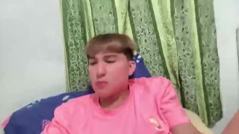 Snapshot of ur_jayqutee chatting on 28, 1, 2025 Ur jayqutee online show from 28, 1, 2025