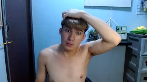 Snapshot of ur_jayqutee chatting on 1, 2, 2025 Ur jayqutee online show from 1, 2, 2025