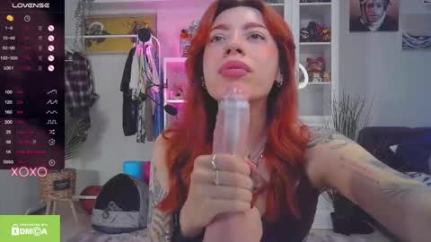 Snapshot of ur_olivia chatting on 22, 10, 2025 Olivia Kaufman online show from 22, 10, 2025