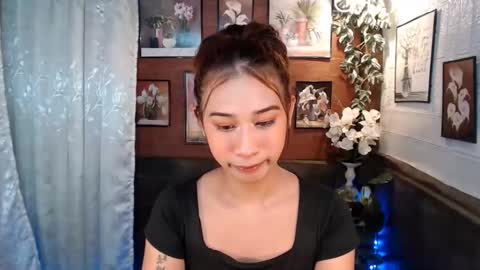 ur_rianlover online show from 9, 10, 2025