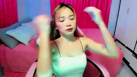 ur_sweetgirl_clarace online show from 17, 10, 2025