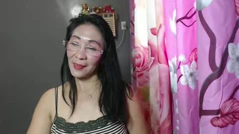 Snapshot of urasian_hotrina chatting on 7, 3, 2025 urasian_hotrina online show from 7, 3, 2025