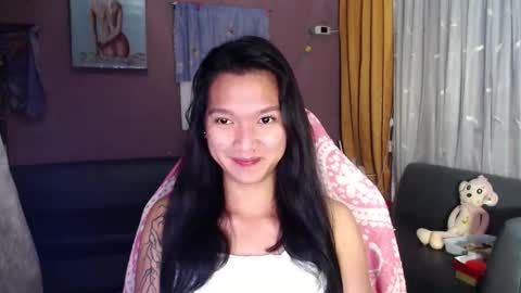 NEWRA  ALLISON online show from 25, 11, 2025