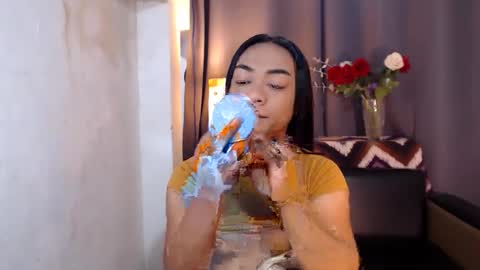 Olivia online show from 16, 2, 2025