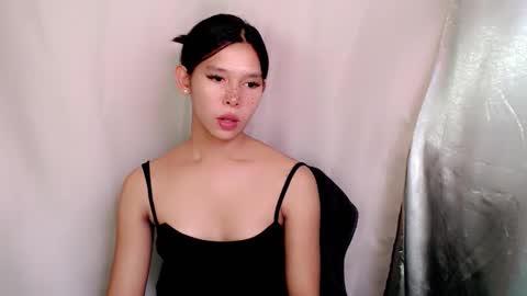 Snapshot of urasian_prettyjane chatting on 28, 10, 2025 Jane online show from 28, 10, 2025