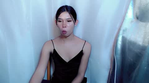 Snapshot of urasian_prettyjane chatting on 1, 12, 2025 Jane online show from 1, 12, 2025