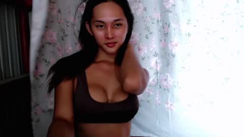 Snapshot of urasianshizuka chatting on 31, 12, 2024 SHIZUKA online show from 31, 12, 2024