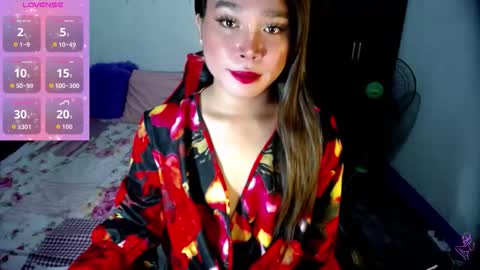 Snapshot of urasiansweet_cummer chatting on 29, 10, 2025 KENDRA online show from 29, 10, 2025