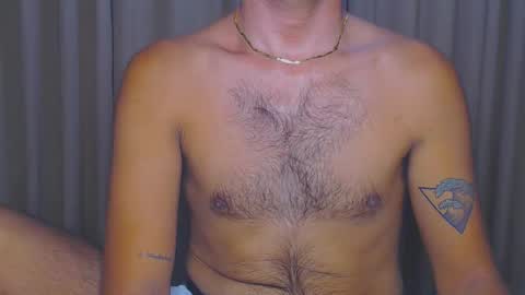 Snapshot of urasianversahunkxx chatting on 9, 9, 2025 johnzen online show from 9, 9, 2025