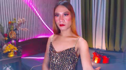 Snapshot of urexpensivejulia chatting on 8, 3, 2026 urexpensivejulia online show from 8, 3, 2026