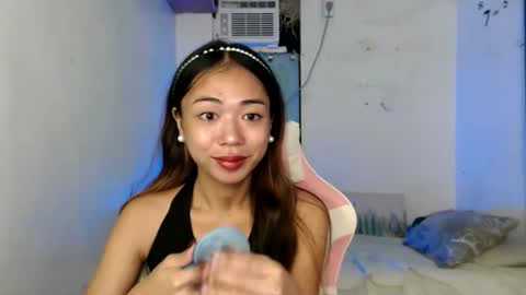 Snapshot of urfantacyjamaica chatting on 6, 11, 2025 ayumi reacher online show from 6, 11, 2025