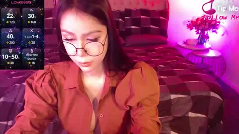 angela online show from 9, 1, 2025