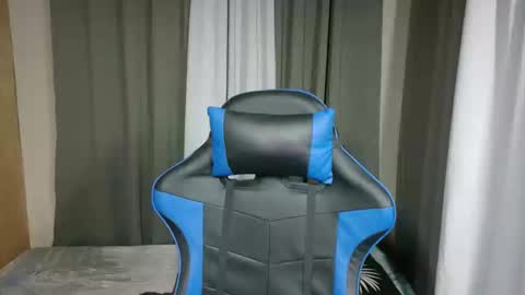 Snapshot of urguy_francis chatting on 15, 2, 2025 urguy_francis online show from 15, 2, 2025