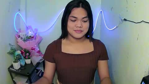 urhottie_bella online show from 10, 9, 2025