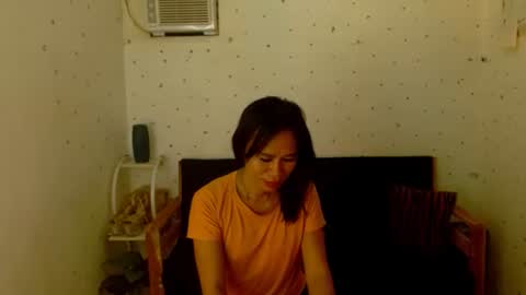 urlovely_che online show from 5, 10, 2025