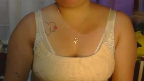 Snapshot of urlvlybby chatting on 13, 4, 2026 urlvlybby online show from 13, 4, 2026