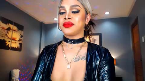 UrMajestyTyra online show from 29, 12, 2024