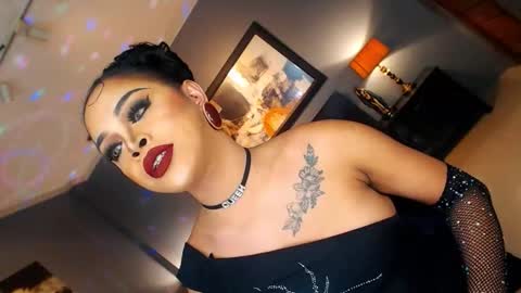 Snapshot of urmajestytyra chatting on 25, 11, 2025 UrMajestyTyra online show from 25, 11, 2025