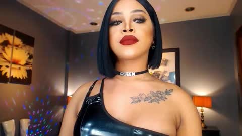 Snapshot of urmajestytyra chatting on 16, 12, 2025 UrMajestyTyra online show from 16, 12, 2025