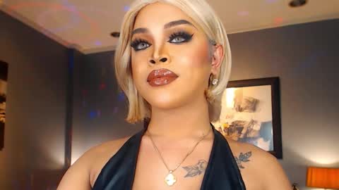 Snapshot of urmajestytyra chatting on 4, 2, 2026 UrMajestyTyra online show from 4, 2, 2026