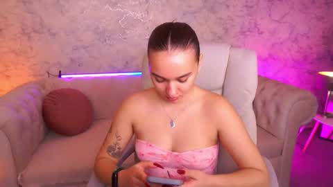 Snapshot of urmuseon chatting on 28, 10, 2025 MusaPleasure online show from 28, 10, 2025