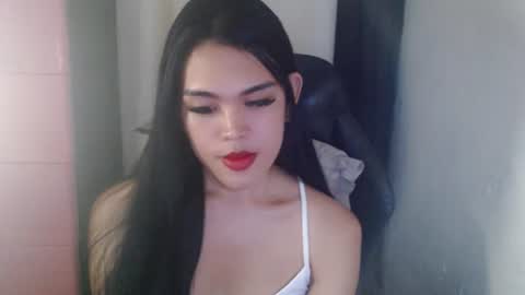 Snapshot of urpinayjenfuckerxxx chatting on 22, 1, 2025 Jenny online show from 22, 1, 2025