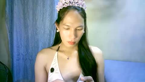 queen julia not into CHEAPGUY online show from 28, 1, 2025