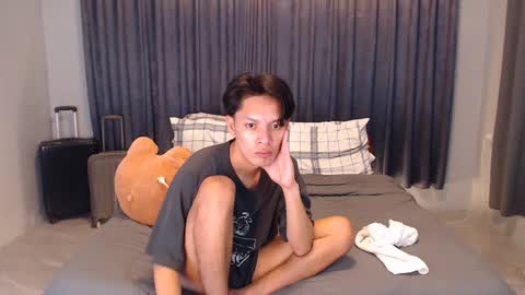 Snapshot of urpinoyasianx chatting on 12, 2, 2025 Mel online show from 12, 2, 2025