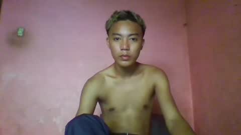 urscent_lover online show from 4, 2, 2026