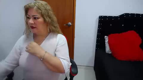 Eveling Blanco  online show from 24, 9, 2025