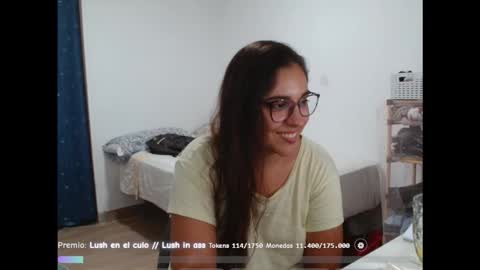 Snapshot of ursumi1 chatting on 18, 9, 2025 ursumi1 online show from 18, 9, 2025