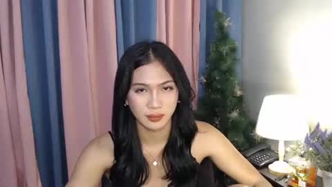 Snapshot of ursweet_gwennyxx chatting on 8, 10, 2025 JUST CALL ME GWENNY online show from 8, 10, 2025