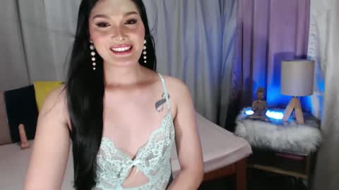 Snapshot of ursweetts69 chatting on 25, 2, 2025 Camela online show from 25, 2, 2025