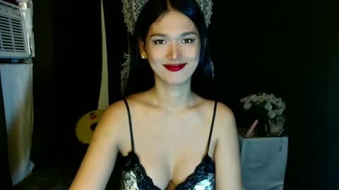 Snapshot of urthai_hotfilipinax chatting on 5, 12, 2024 angel online show from 5, 12, 2024