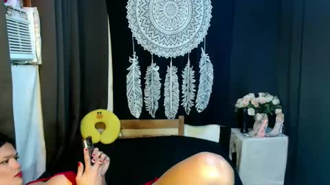 Snapshot of urthai_hotfilipinax chatting on 11, 2, 2025 angel online show from 11, 2, 2025
