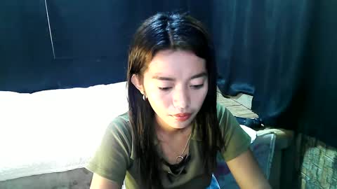 Snapshot of urtinypinay chatting on 8, 1, 2025 urtinypinay online show from 8, 1, 2025