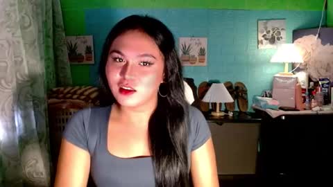 YOURGIRLCAMILLA online show from 30, 11, 2025