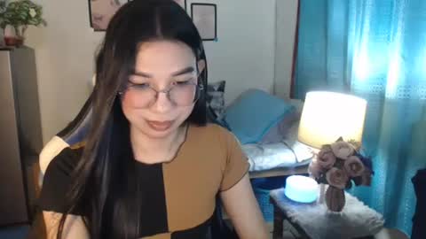 Snapshot of urwetasianprincessxx chatting on 8, 3, 2025 Ashley Kate Mateo Gray online show from 8, 3, 2025