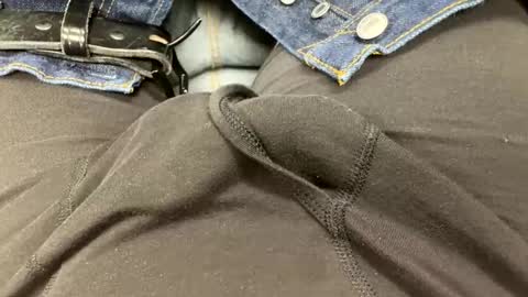 Snapshot of usabound chatting on 12, 11, 2025 usabound online show from 12, 11, 2025