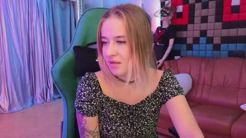 Leila online show from 14, 12, 2024